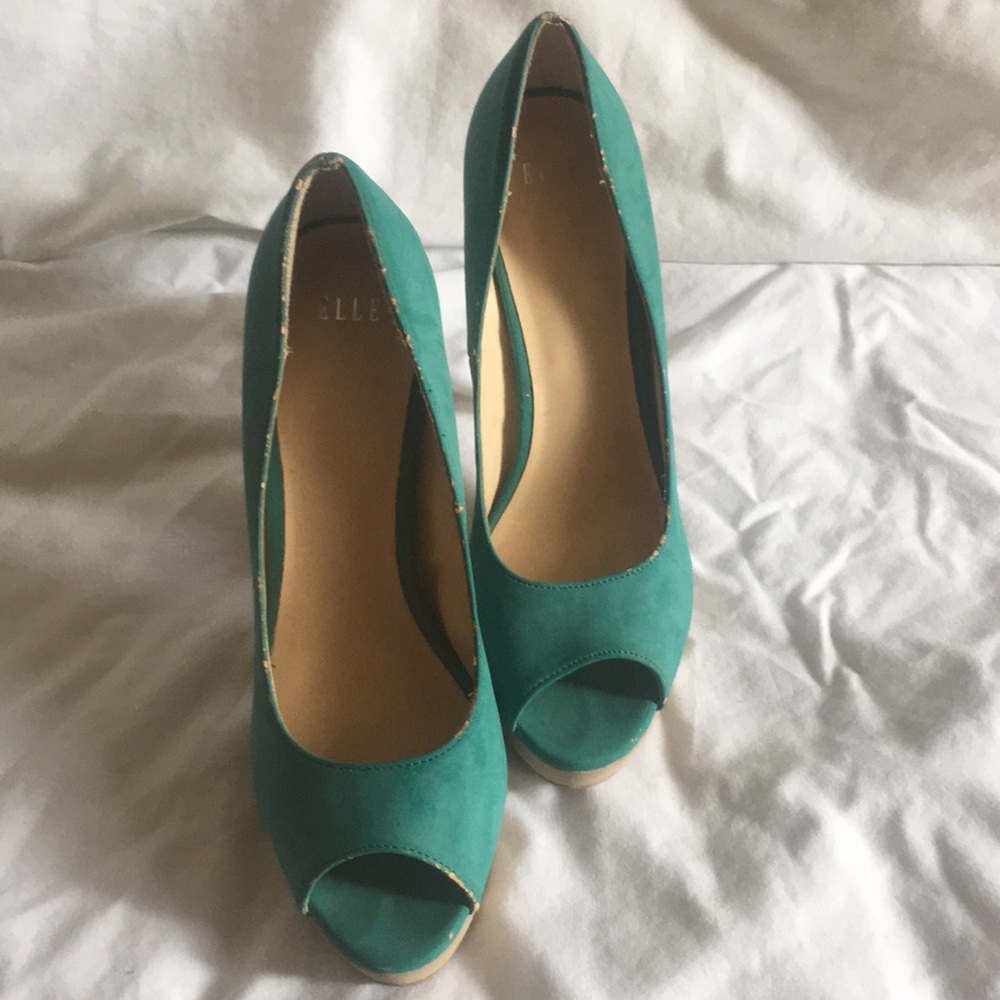 Teal heels
